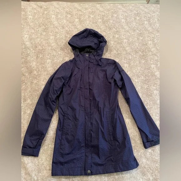 Women's Columbia Purple Hooded Rain Jacket Size Small Like New - Picture 2 of 4